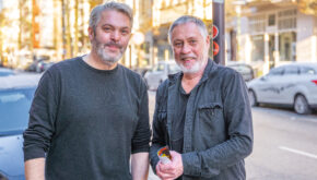 Mike Heilmann (links) und Jens Rillke organisieren die Lange Bandnacht in der Alten Bürger. ©kelling