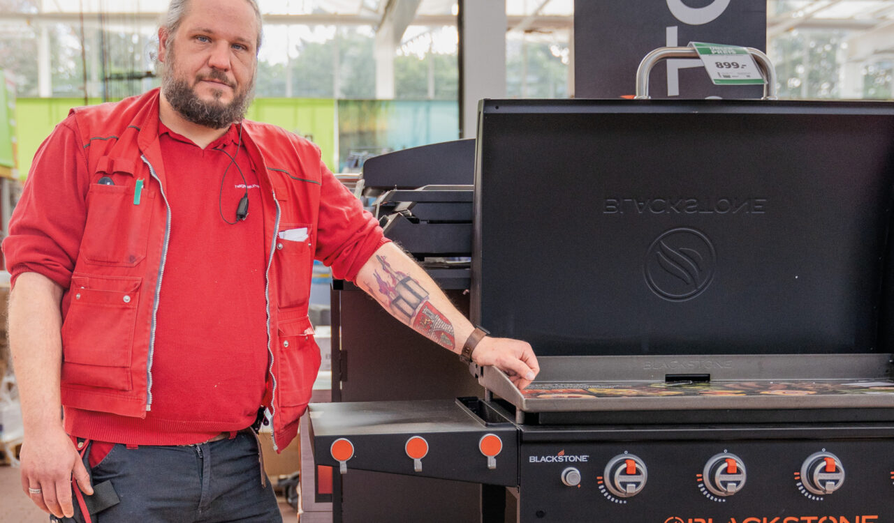 Florian Nissen klärt gern über die Funktionen des Griddles auf. ©kelling