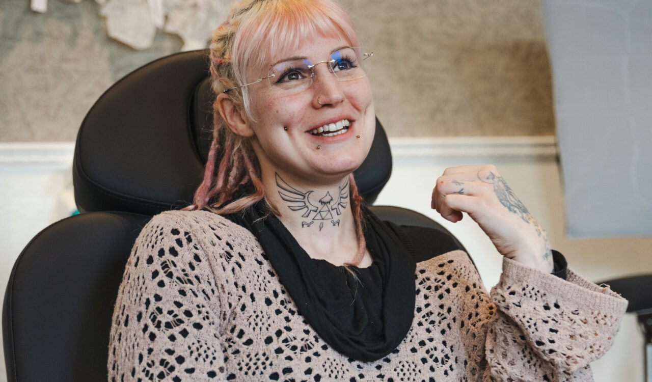 Raphaela Nehmer betreibt als Unternehmerin zwei Manga-Shops und ein Tattoo-Studio. Business-Talk MB 3-24 ©kelling