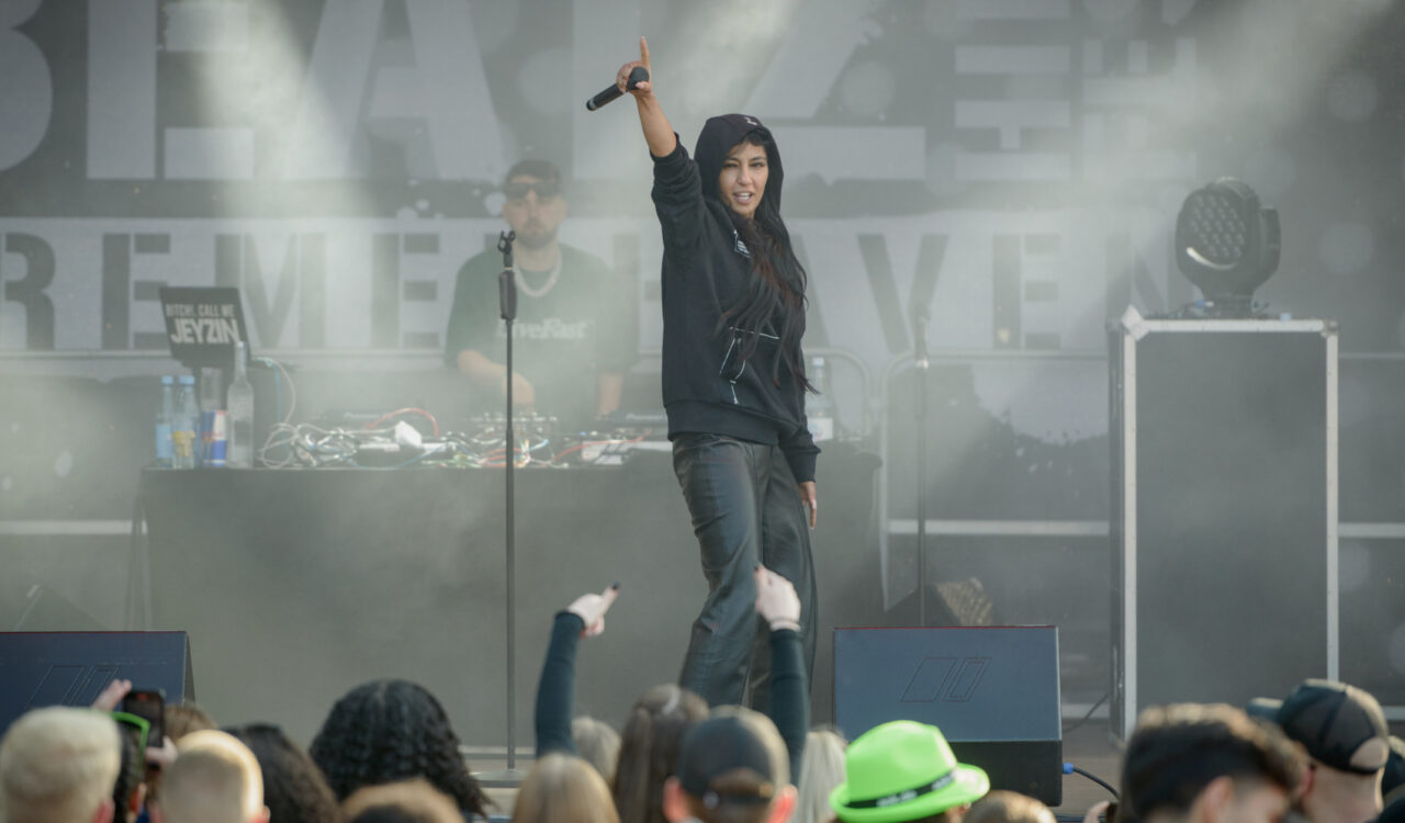 Rapperin LIZ beim Haven Beatz Festival 2023 ©Antje Schimanke