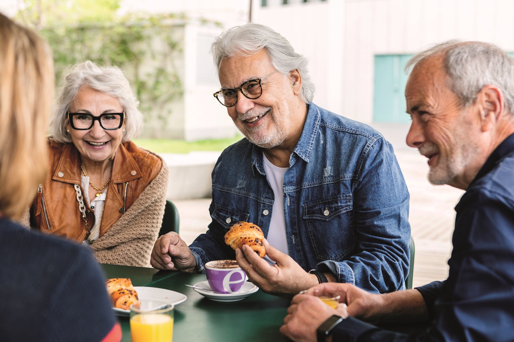 Gemeinsam statt einsam im Alter: Leben, Freizeit und Begegnung in allen Lebensphasen