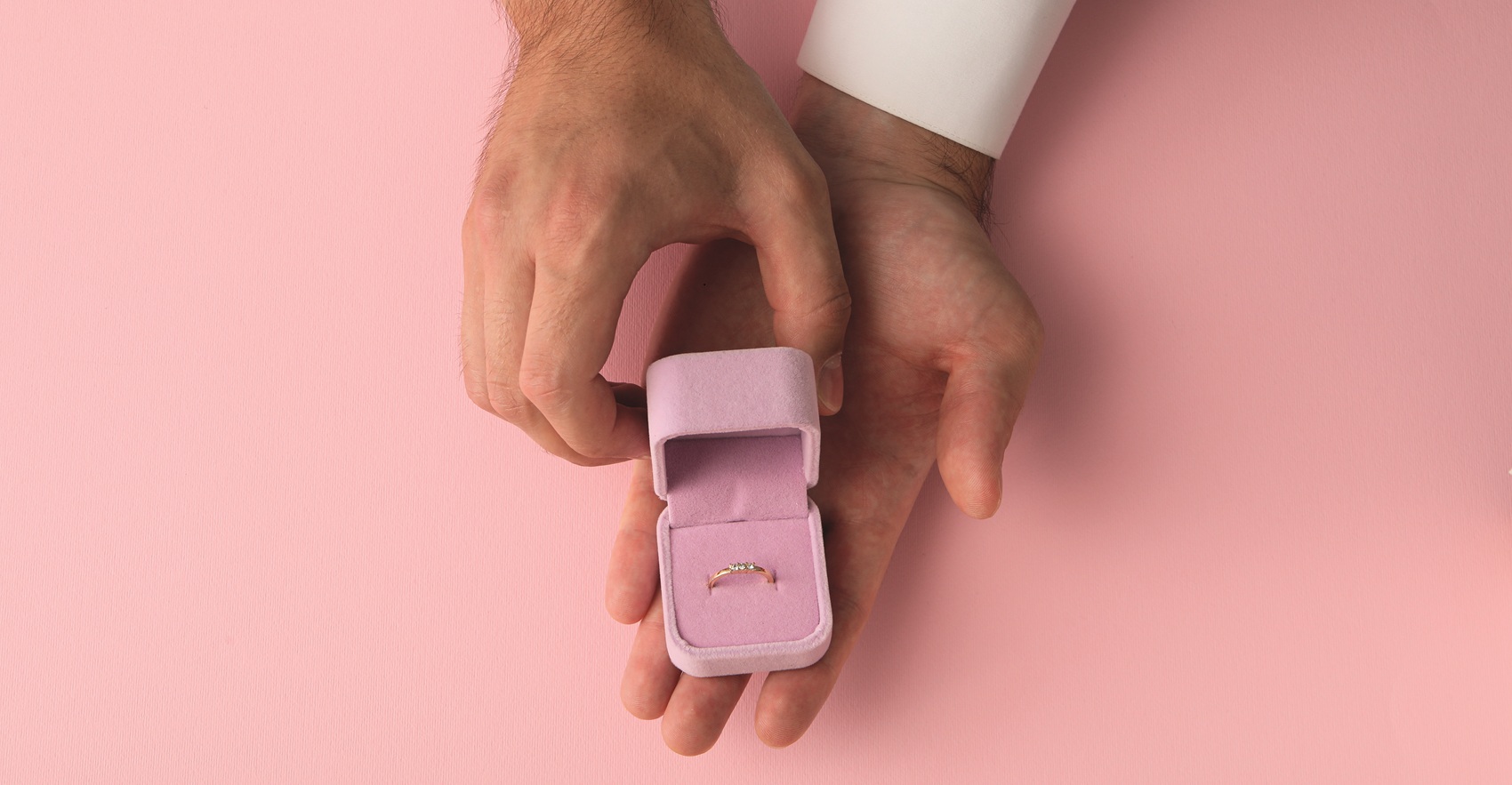 c-atlas_stock.adobe_.com